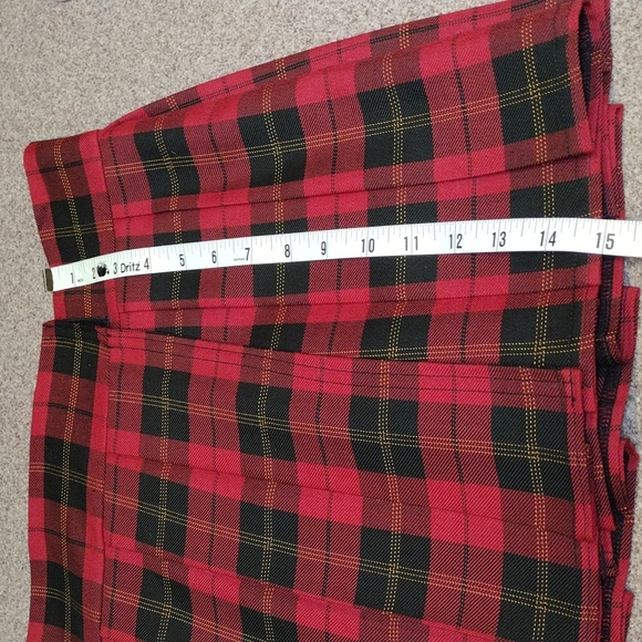 🔥Hips & Curves Schoolgirl Plaid Pleated Skirt - Picture 4 of 7